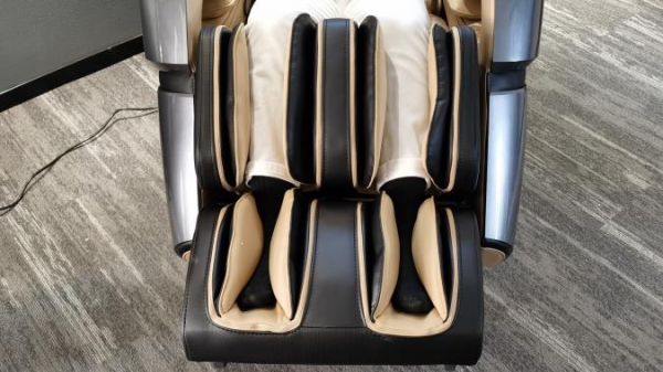 清明小长假,荣泰A60按摩椅让你摆脱疲惫开心玩